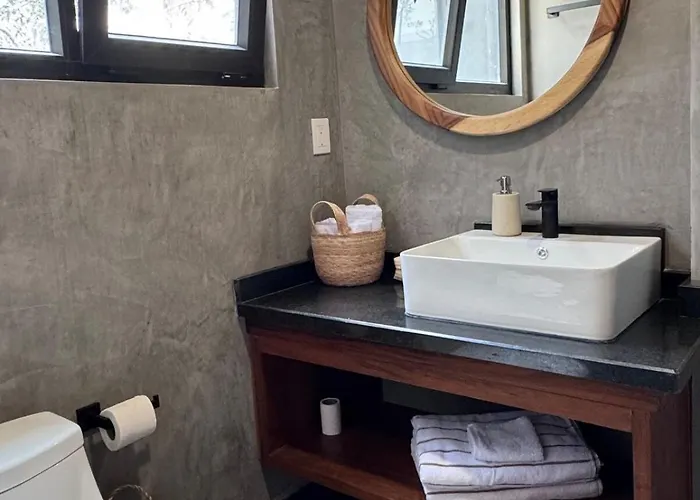 Luxury 2 Bed 2 Bath With Private Jacuzzi
